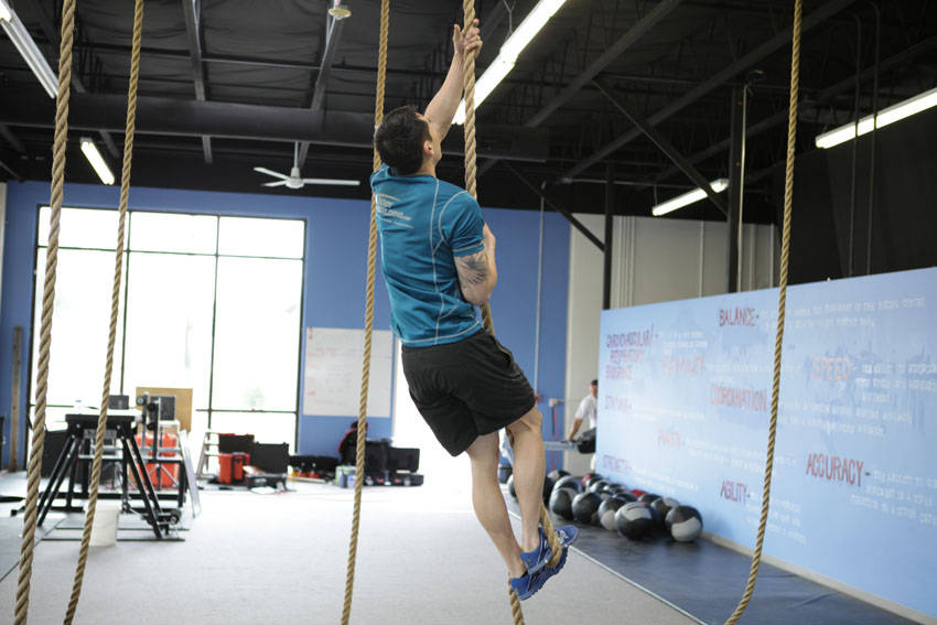 Rope Climb — end position
