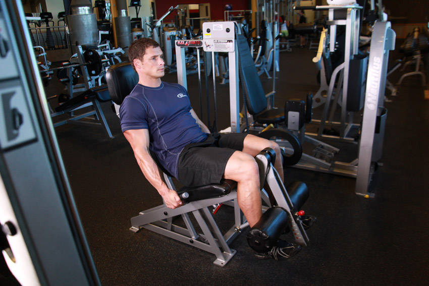 Leg Extensions — start