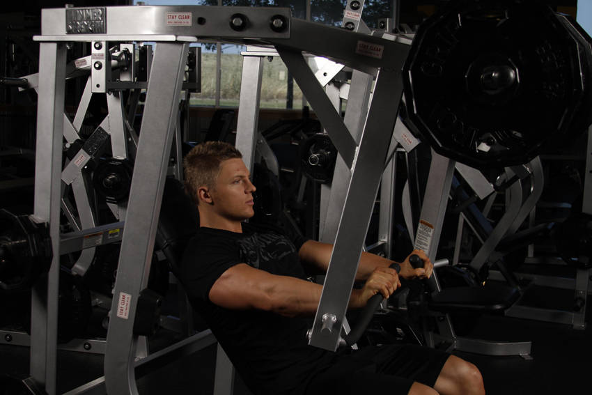 Leverage Decline Chest Press — end